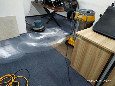 青島萬家潔提醒您！春節(jié)前請保潔工應(yīng)注意！